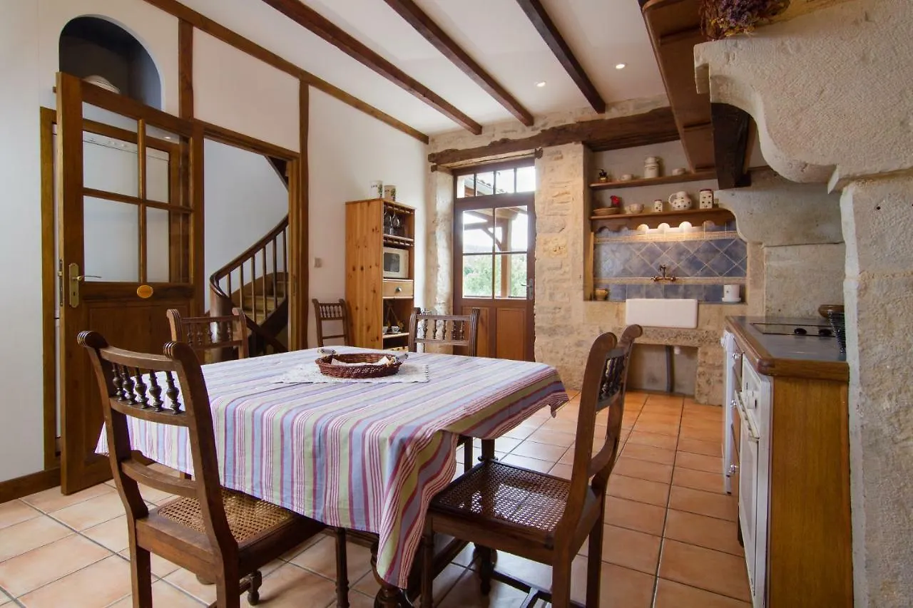 Holiday home Belle Maison De Maitre Avec Piscine Et Jardin Au Bord D'Un Village Medieval Caylus