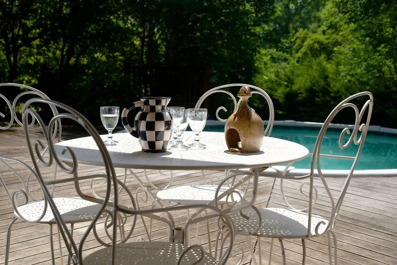 Belle Maison De Maitre Avec Piscine Et Jardin Au Bord D'Un Village Medieval Caylus 0*,  France